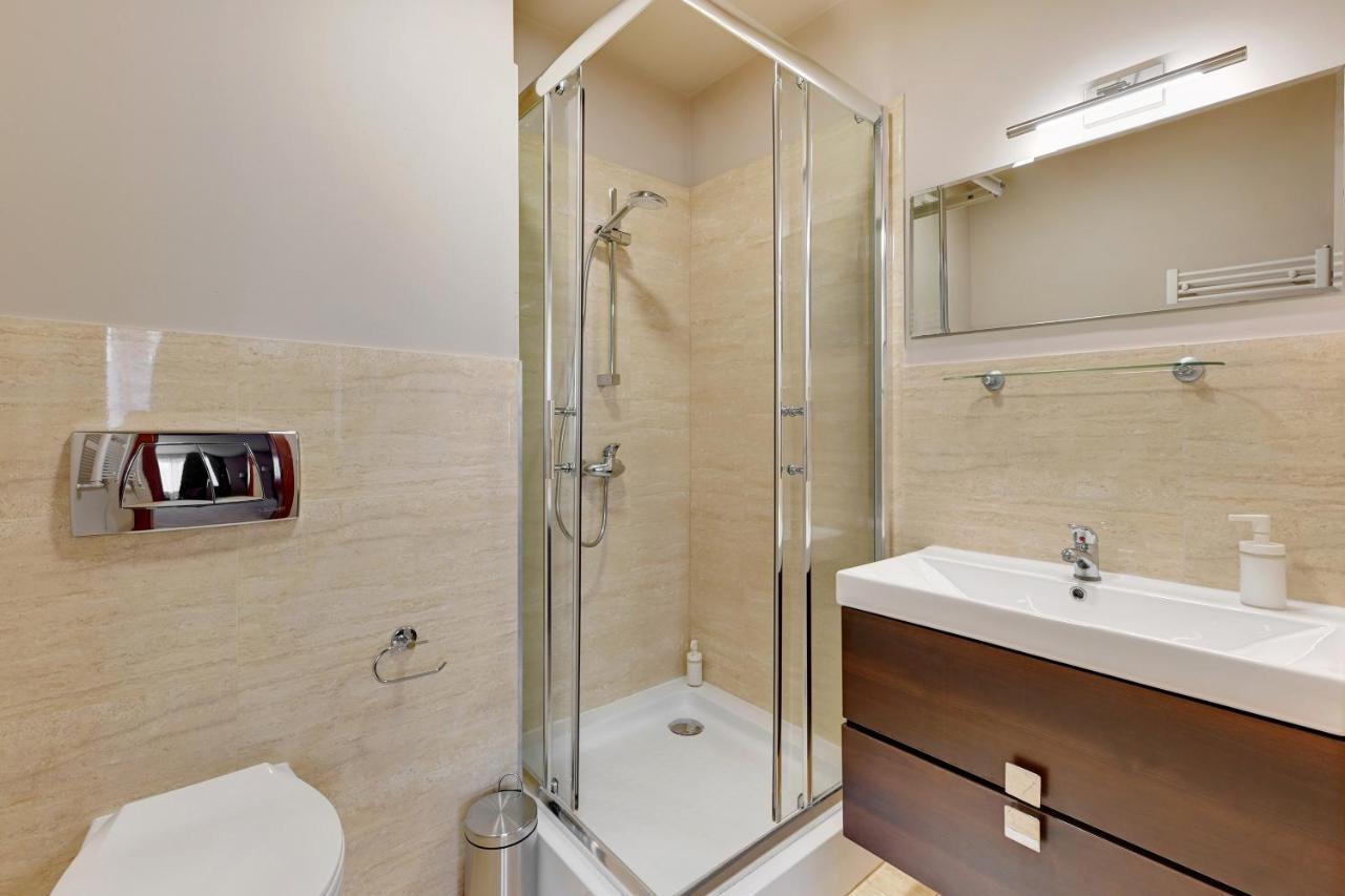 Kolib City Center Villa Danzica Esterno foto
